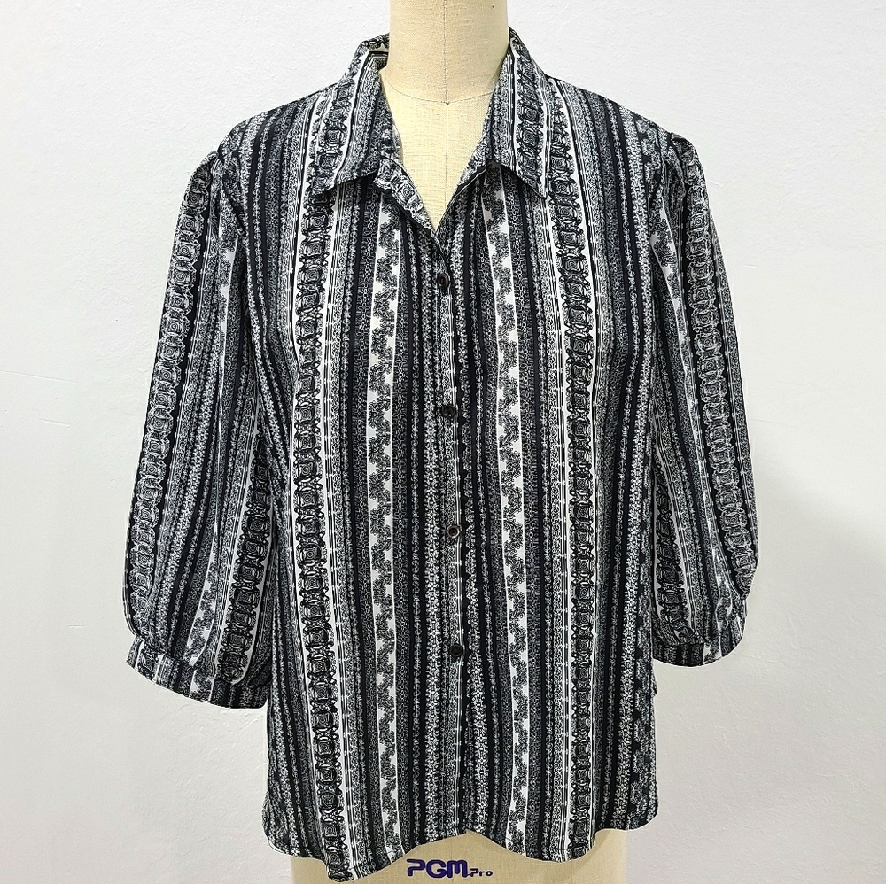 Vintage button up blouse